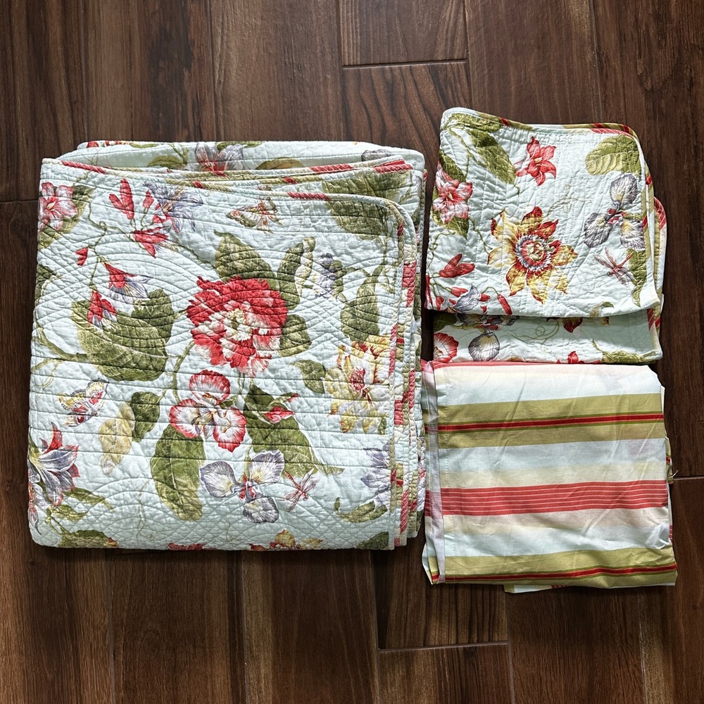 Waverly Floral Reversible Quilt Set Red Green Striped Queen 4 Piece Set